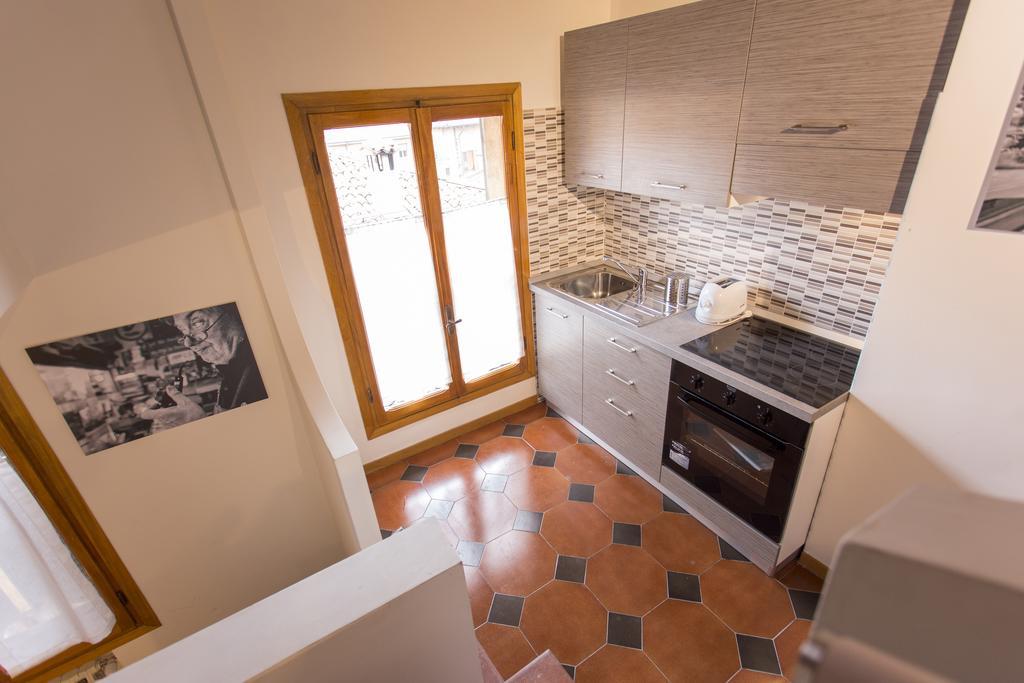 Residenza Ariosto Depandance by Studio Vita Bolonia Habitación foto