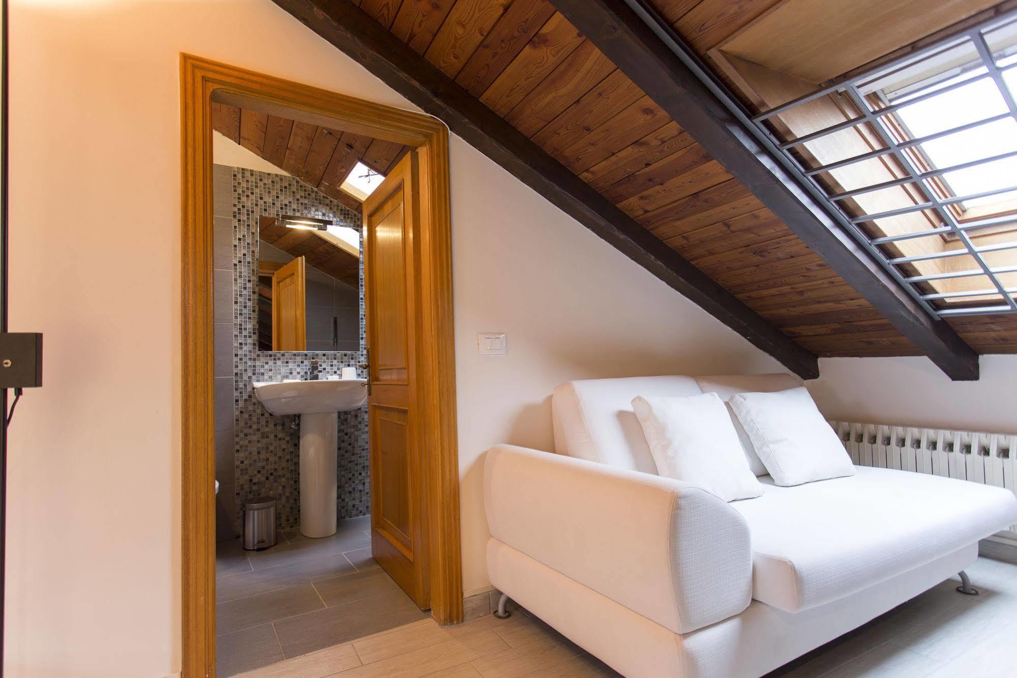 Residenza Ariosto Depandance by Studio Vita Bolonia Exterior foto