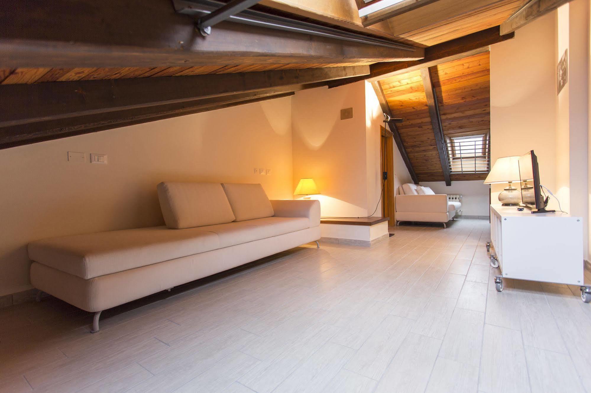 Residenza Ariosto Depandance by Studio Vita Bolonia Exterior foto